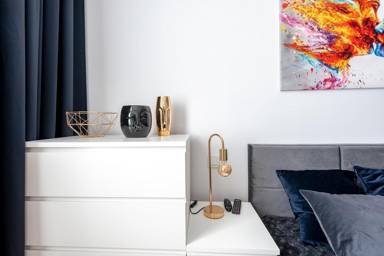 Apartament Nowe Centrum Lodzi - Perla Srodmiescia Exteriör bild